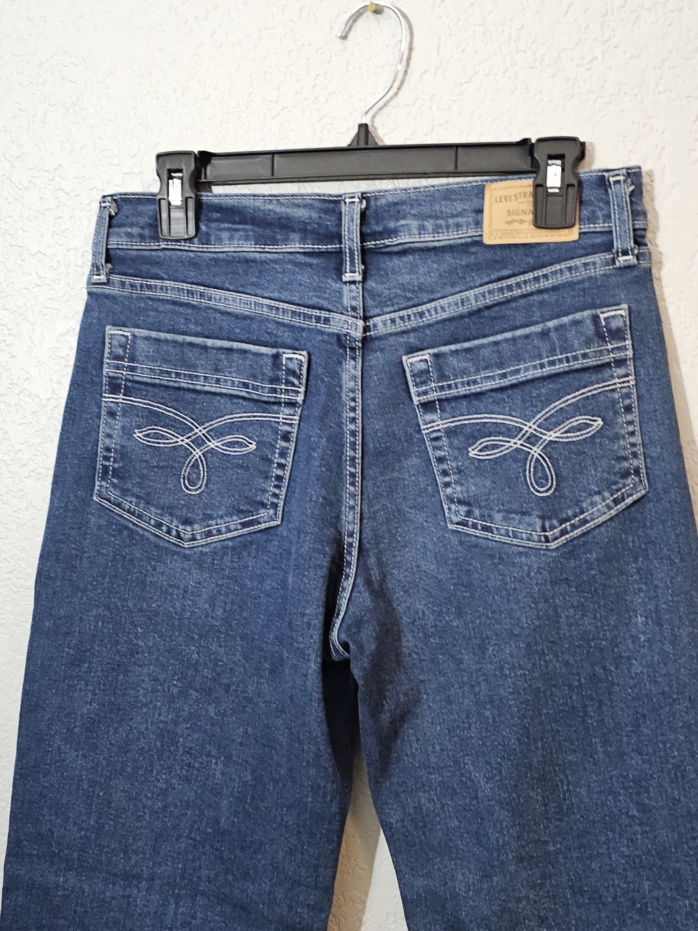 Levi Strauss Signature Vintage Relaxed Boot Jeans Womens 4 Dark Wash - Picture 6 of 8